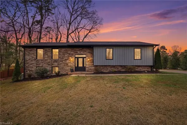 4900 Forest Oaks Drive, Greensboro, NC 27406