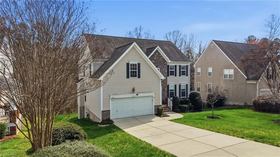 102 Jamestown Oaks Drive, Jamestown, NC 27282 - #2