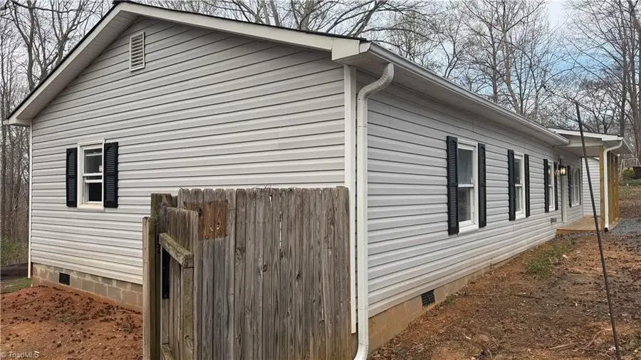 302 La Quinta Drive, Advance, NC 27006 - #2