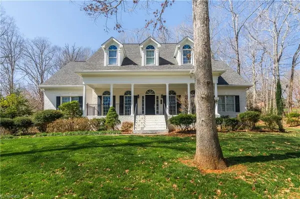 160 Nanzetta Way, Lewisville, NC 27023