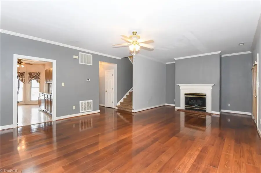 351 S Cherry Street, Kernersville, NC 27284 - #3