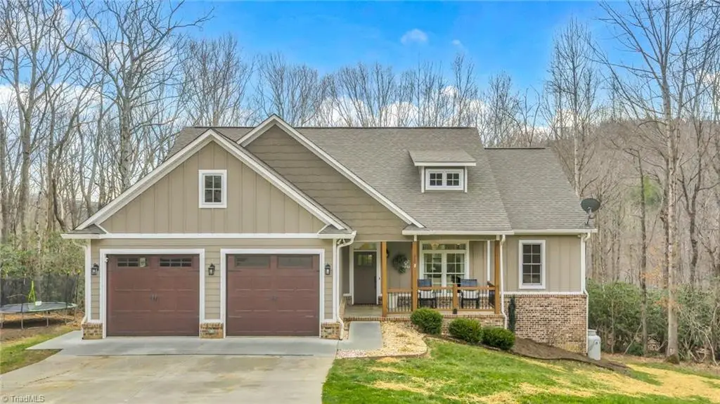 362 Fairway Oaks Drive, West Jefferson, NC 28694 - #1