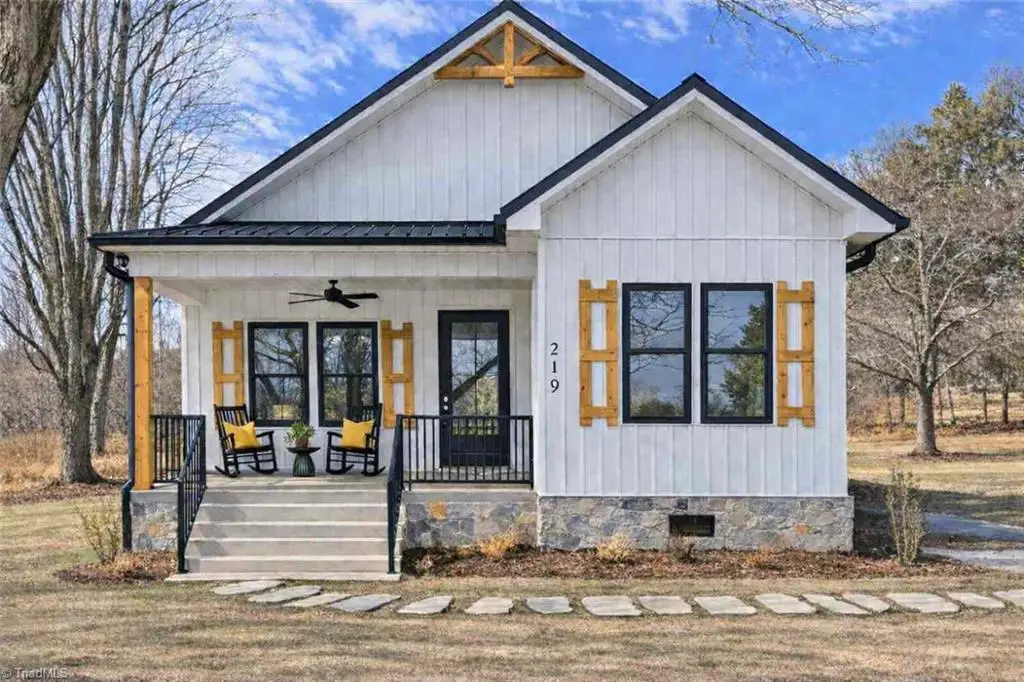 219 Grayson Street, Sparta, NC 28675 - #1