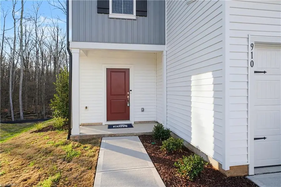 910 Plum Creek Place, Greensboro, NC 27405 - #3