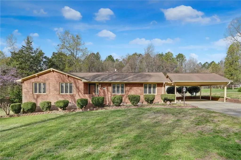 4104 Enchanted Lane, Greensboro, NC 27406 - #1