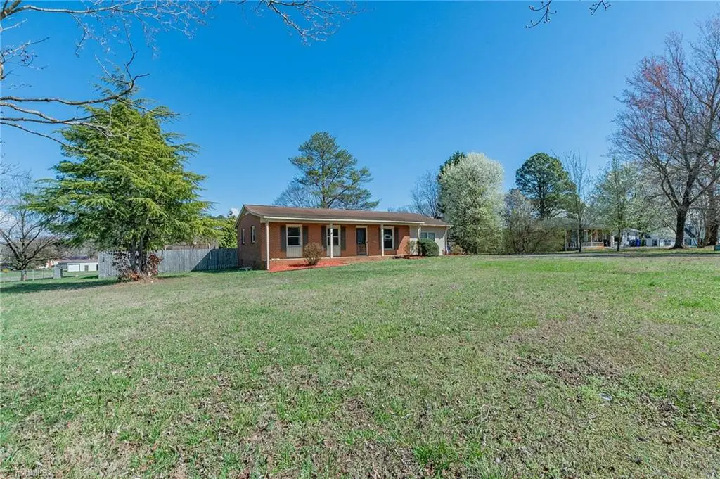 131 Cherry Lane, Lexington, NC 27292 - #1