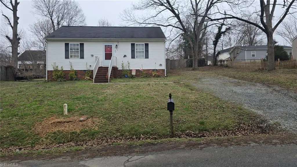 209 7th Street, Burlington, NC 27215 - #1