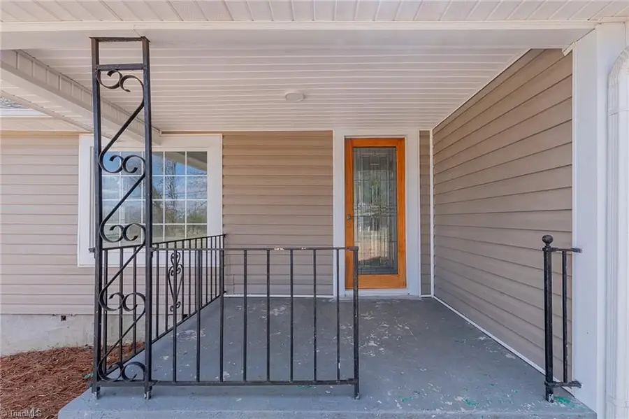 12274 E Old Us Highway 64, Lexington, NC 27292 - #3