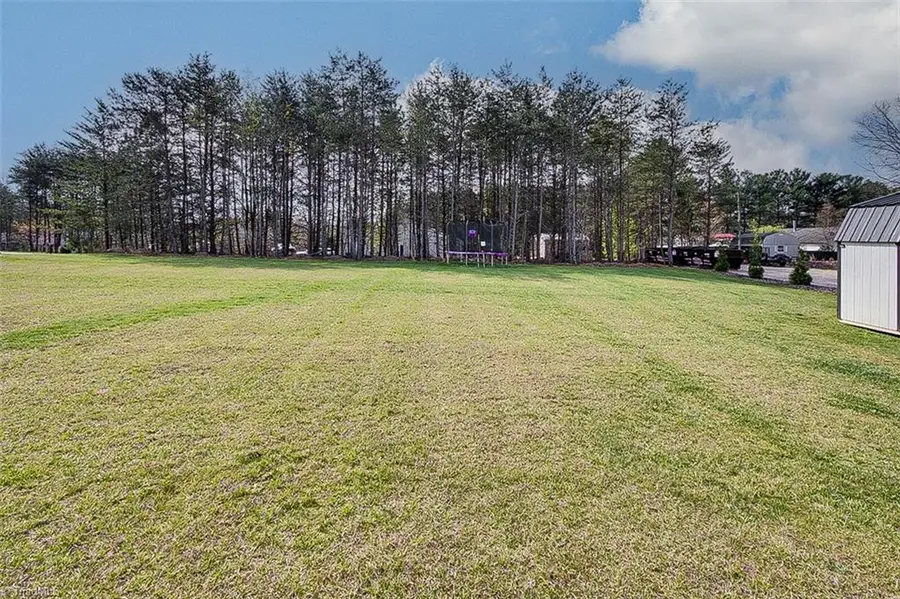 110 Delia Run, Madison, NC 27025 - #3