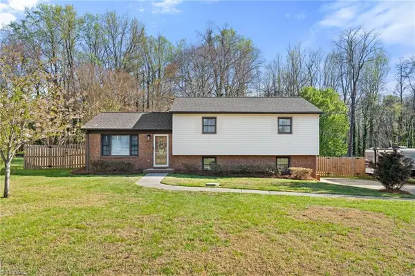 170 Cliffwood Drive, Kernersville, NC 27284