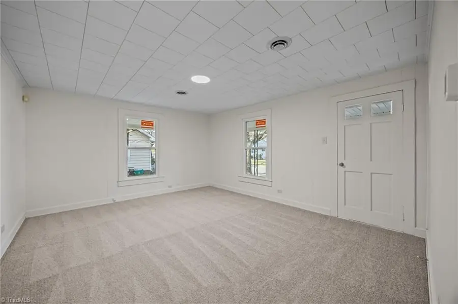 111 Miller Street, Thomasville, NC 27360 - #2