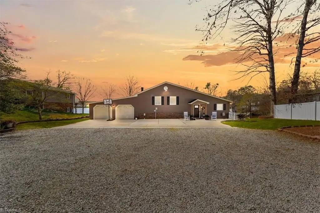 688 Beech Drive, Lexington, NC 27292 - #1