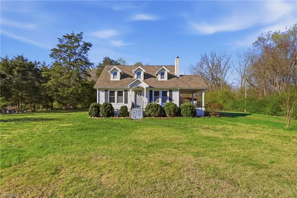 11043 E Old Us Highway 64, Lexington, NC 27292 - #1