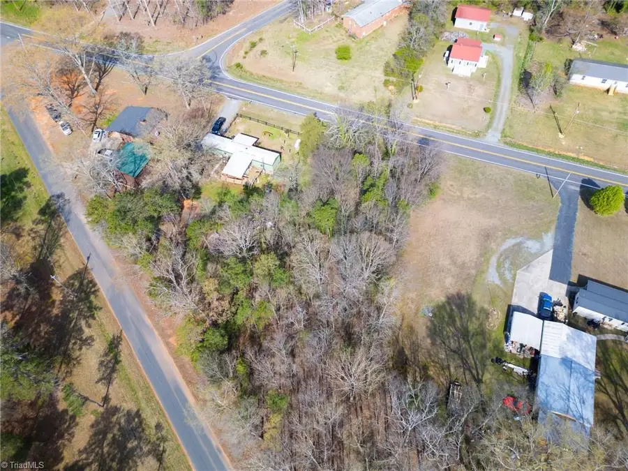 187 Eastside Drive, Denton, NC 27239 - #3