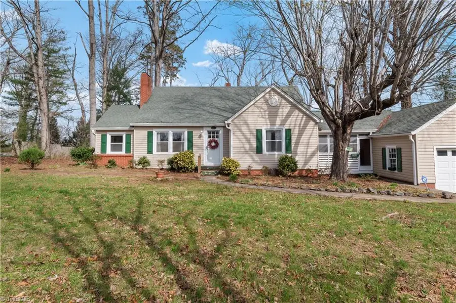 205 Triplett Street, Jonesville, NC 28642 - #2