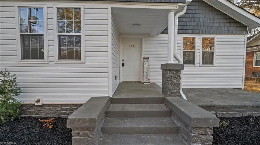 615 Atwater Street, Burlington, NC 27215 - #2