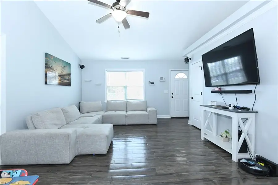 407 Church Street, Kernersville, NC 27284 - #3