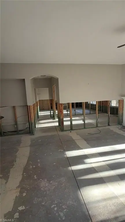 4075 Shadetree Drive, Winston Salem, NC 27107 - #3