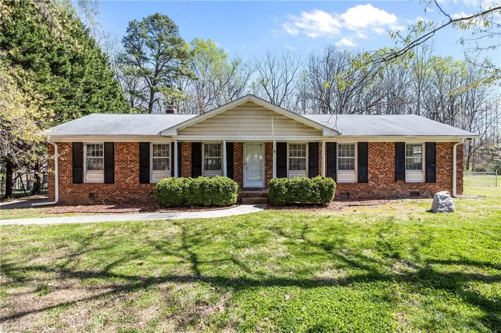 523 & 525 Carlann Valley Road, McLeansville, NC 27301 - #1