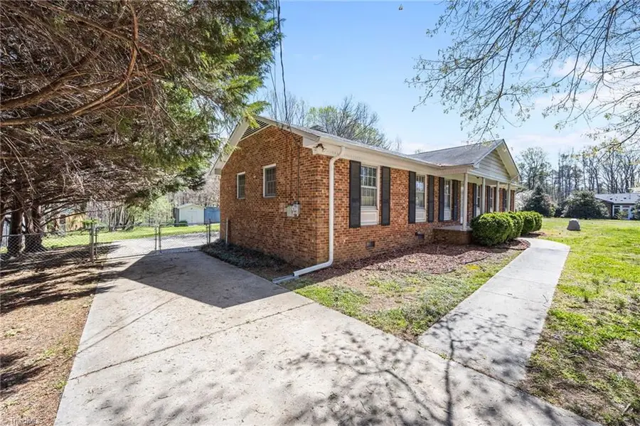 523 & 525 Carlann Valley Road, McLeansville, NC 27301 - #2