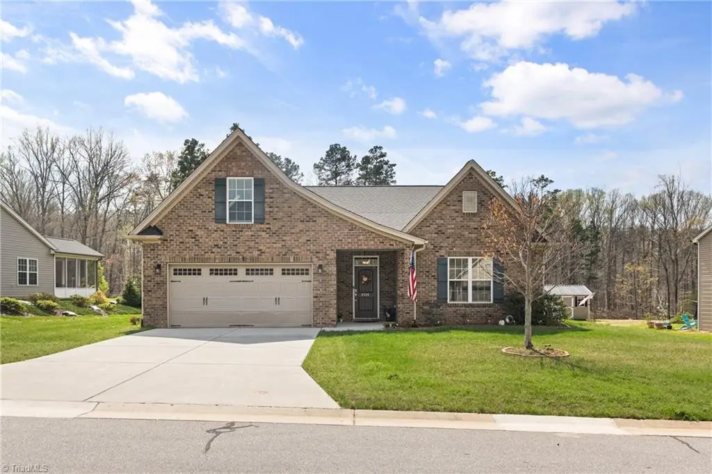2526 Redwood Hill Court, Kernersville, NC 27284 - #1