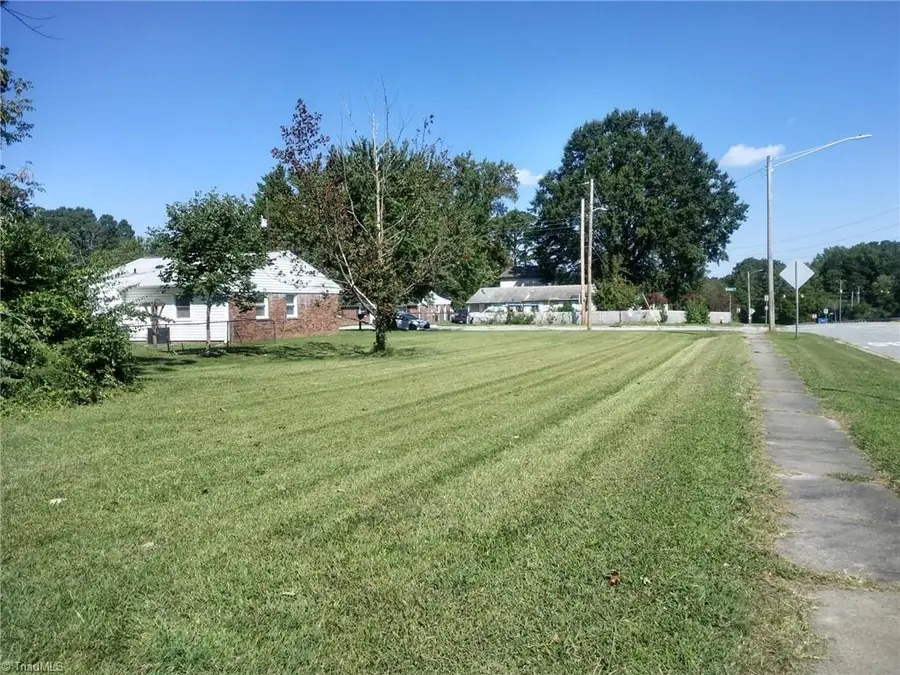 1528 Graves Avenue, High Point, NC 27260 - #3