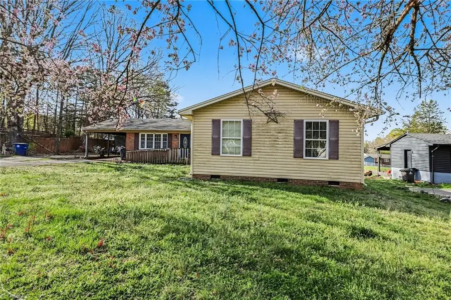 4240 Compton Drive, Winston Salem, NC 27107 - #2