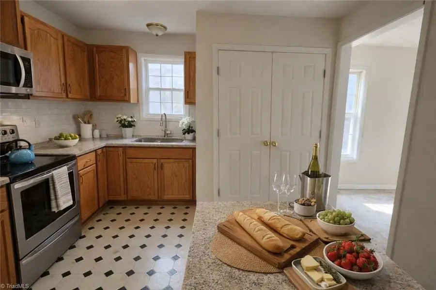 602 Julian Street, Greensboro, NC 27406 - #3