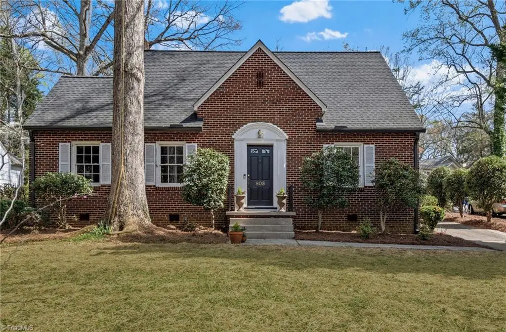 805 Magnolia Street, Winston Salem, NC 27103 - #1
