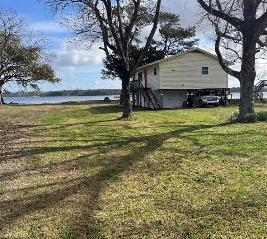 197 S River Drive, Beaufort, NC 28516 - #1