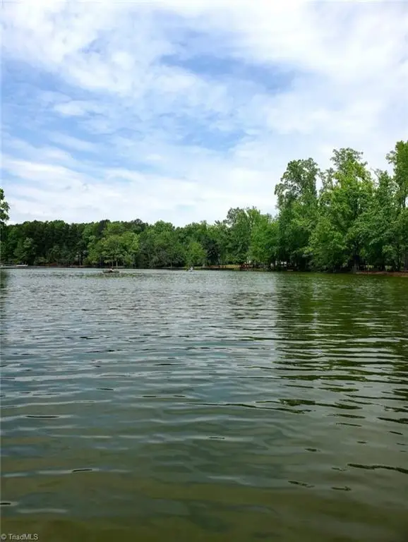 337 Starboard Reach, Lexington, NC 27292 - #2