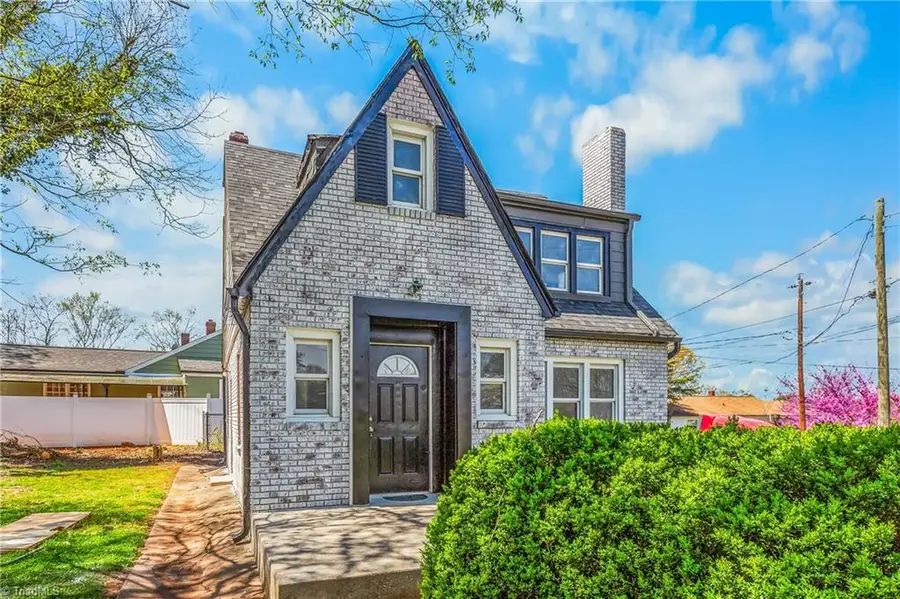 2524 Cherry Street N, Winston Salem, NC 27105 - #2