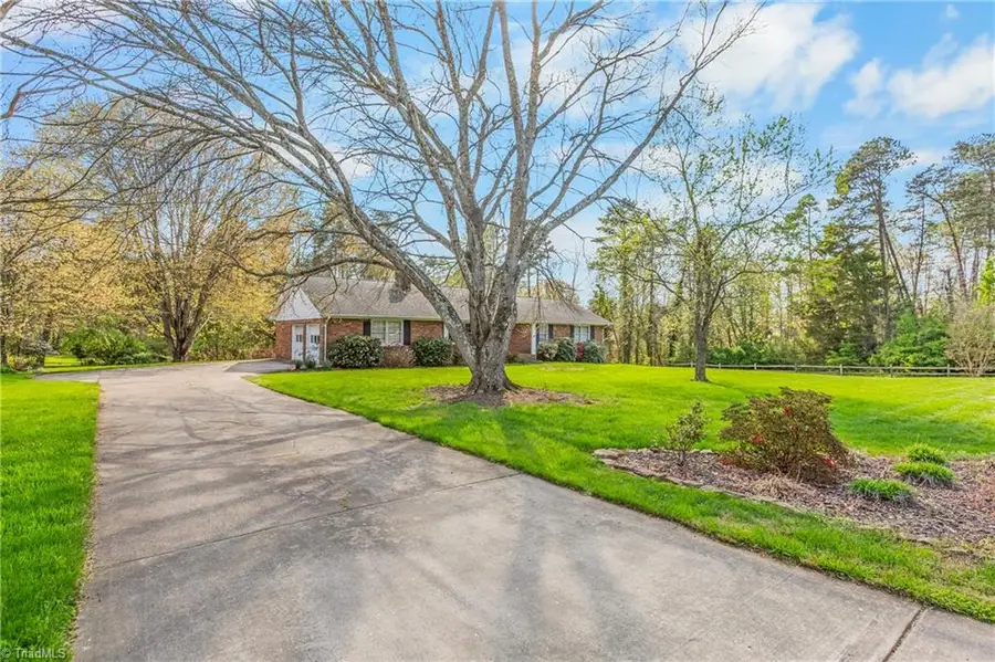 720 Sedge Garden Road, Kernersville, NC 27284 - #2