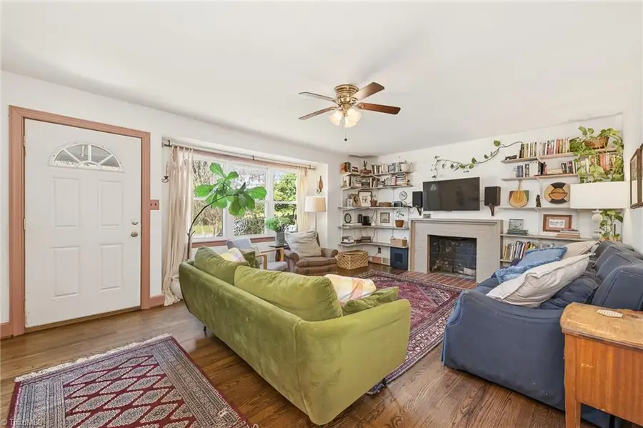 2328 Lyndhurst Avenue, Winston Salem, NC 27103 - #3