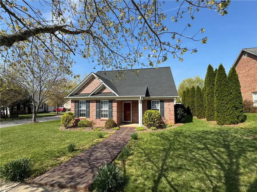 5804 Brakenwood Lane, Pfafftown, NC 27040 - #2