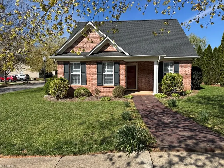 5804 Brakenwood Lane, Pfafftown, NC 27040 - #3