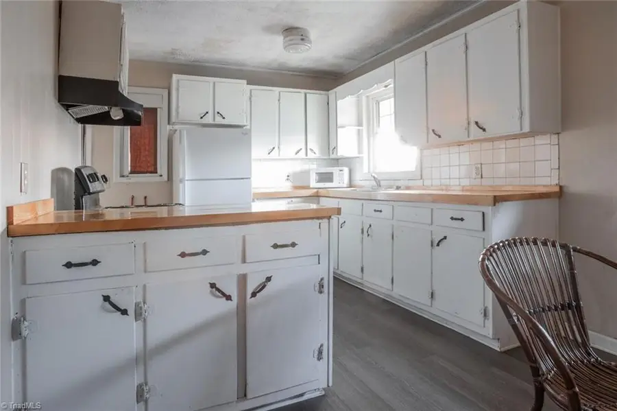 608 N Cameron Avenue, Winston Salem, NC 27101 - #3