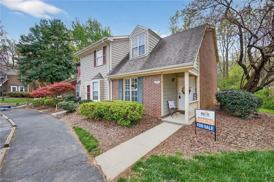 2733 Cottage Place, Greensboro, NC 27455 - #3