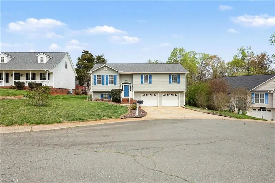 4045 Lenora Drive, Winston Salem, NC 27107 - #3