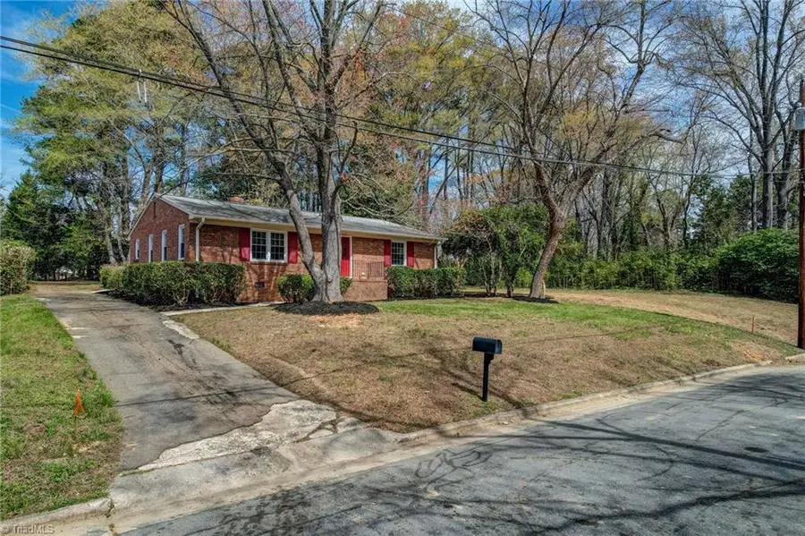 805 Claymore Court, Reidsville, NC 27320 - #3