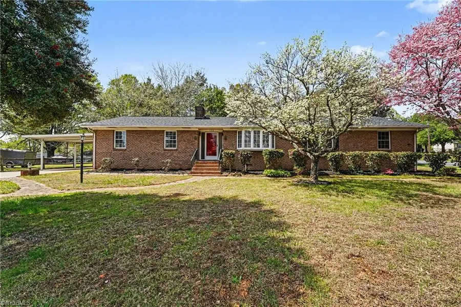 100 Kenwood Lane, Lexington, NC 27295 - #2