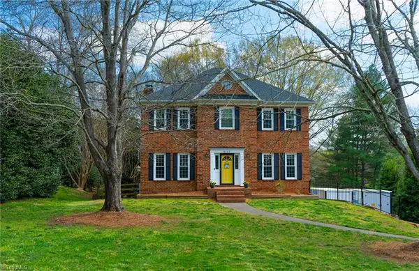 8105 Slane Court, Clemmons, NC 27012