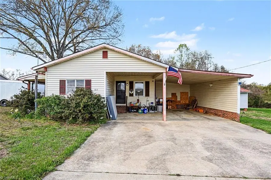 1817 Amostown Road, Sandy Ridge, NC 27046 - #2