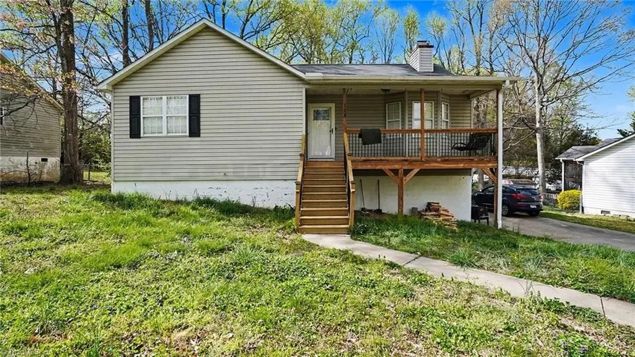 128 Meadow Wood Drive, Thomasville, NC 27360 - #3