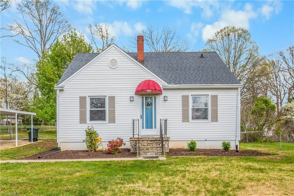 641 Willowbrook Lane, Winston Salem, NC 27104 - #1