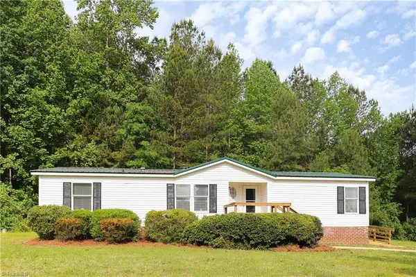 1201 Red Sunset Place, Siler City, NC 27344