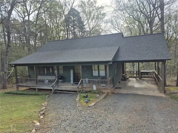 324 Pinecrest Circle, Troy, NC 27371