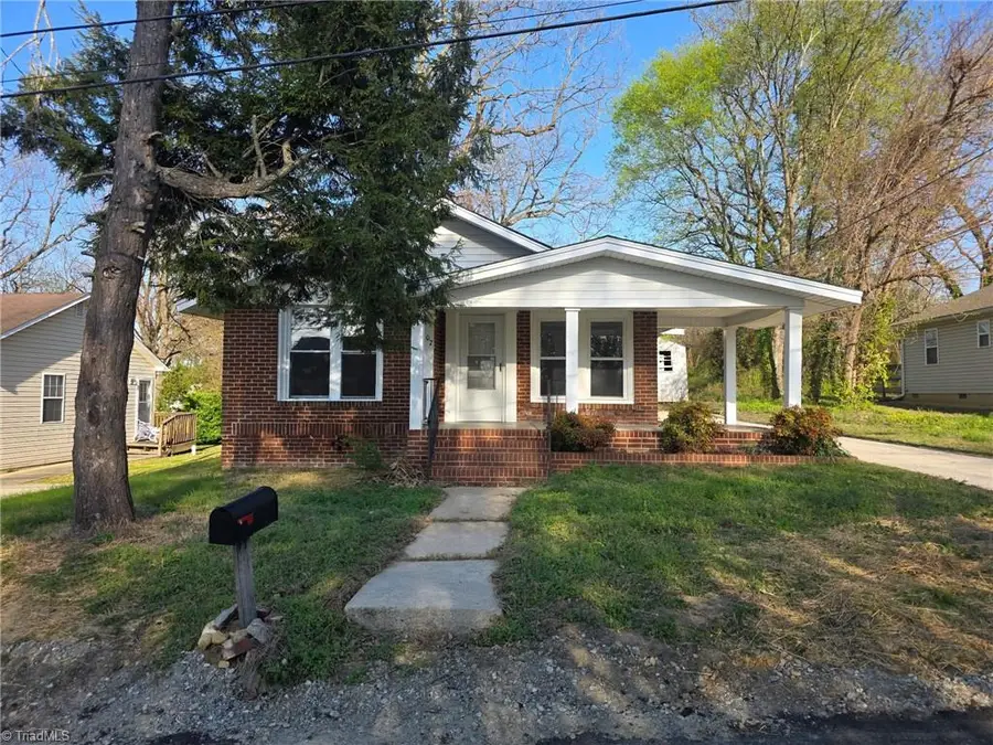 307 Worrell Street, Thomasville, NC 27360 - #2