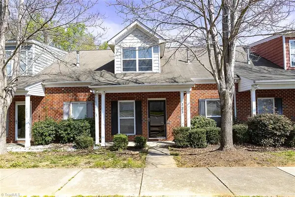 2605 Feather Bend Court, Charlotte, NC 28269