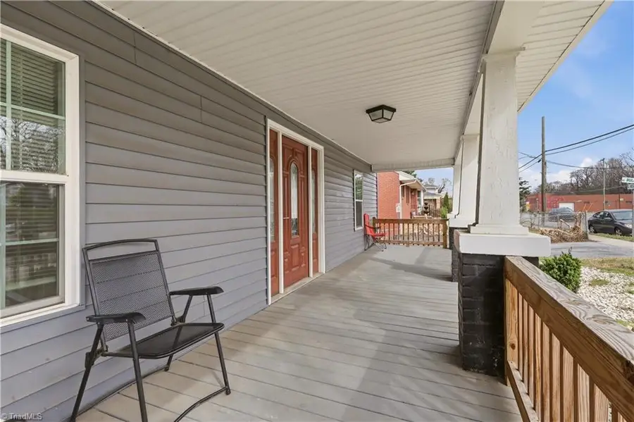 528 N Scales Street, Reidsville, NC 27320 - #2